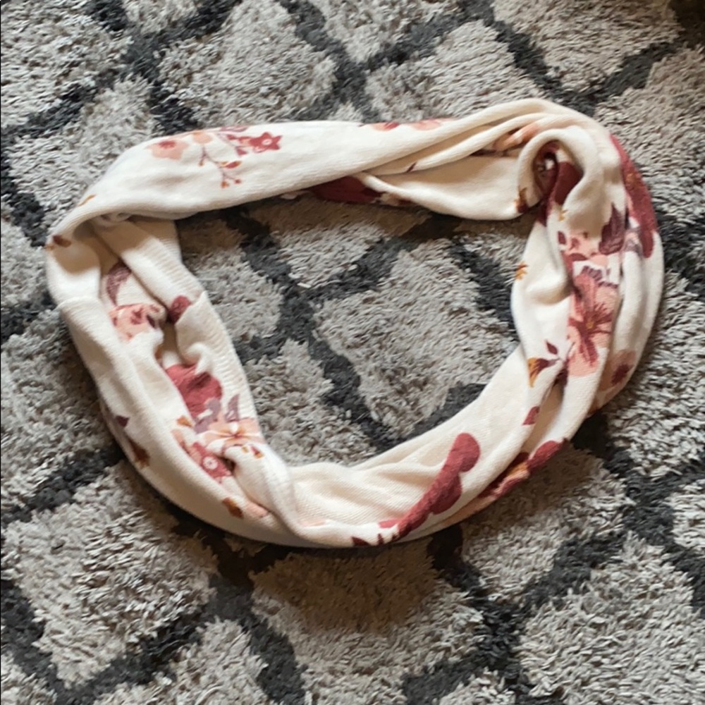 H&M scarf
